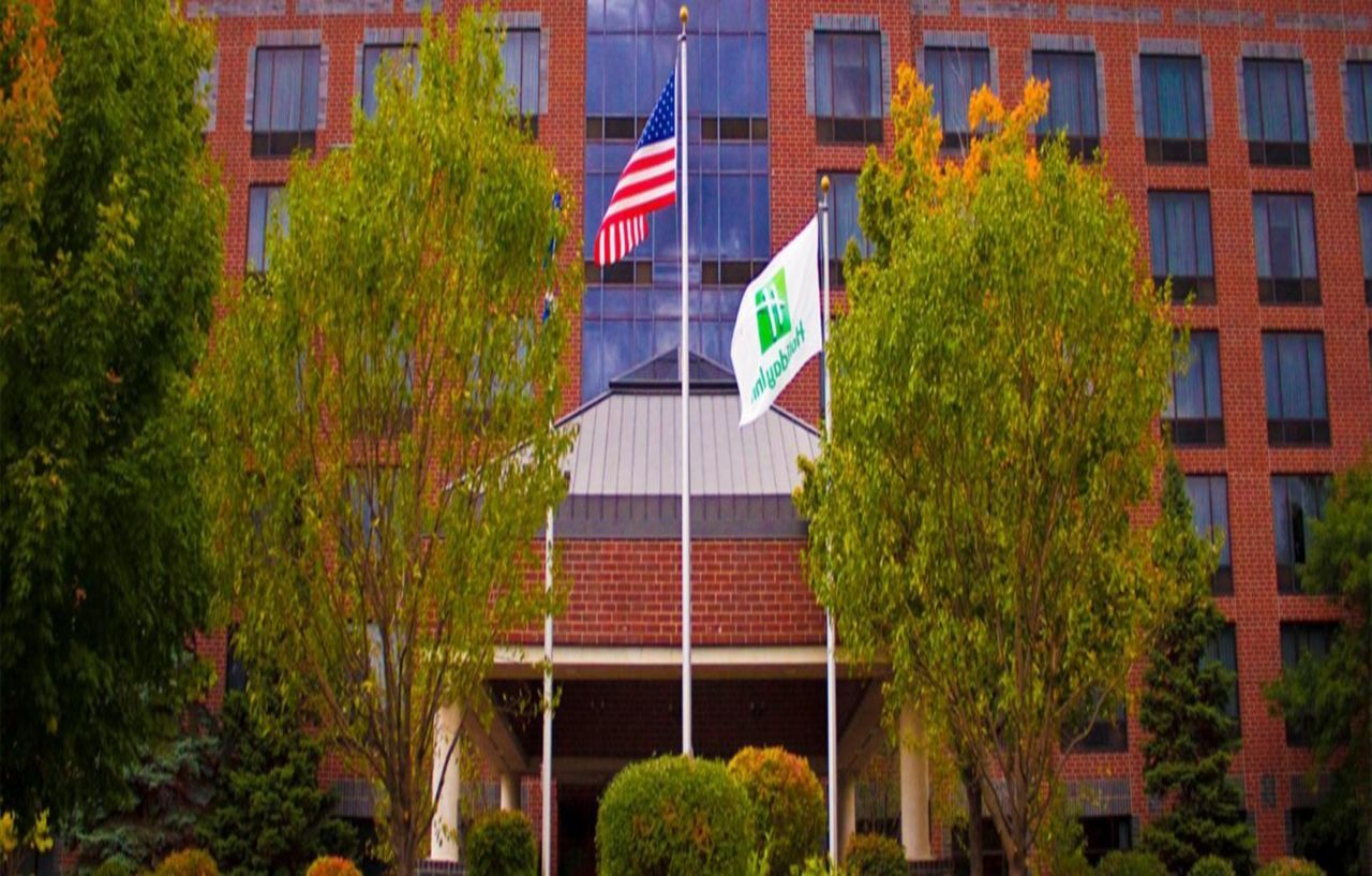 Ramada By Wyndham Minneapolis Airport - Eagan Exterior photo